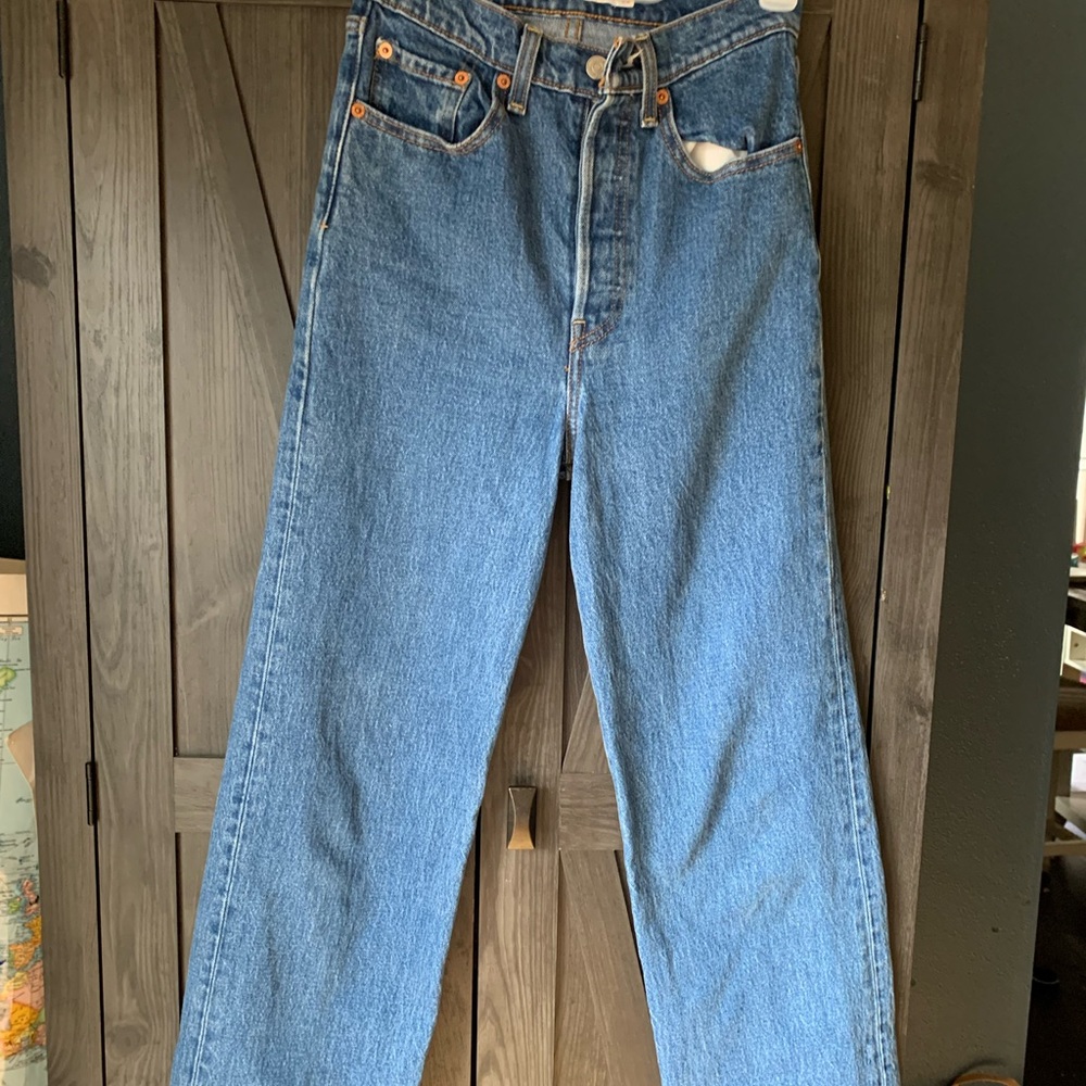 Levi rib cage straight jeans